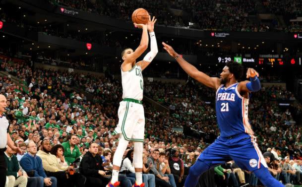  塔图姆全面发挥凯尔特人双杀热火稳固前四